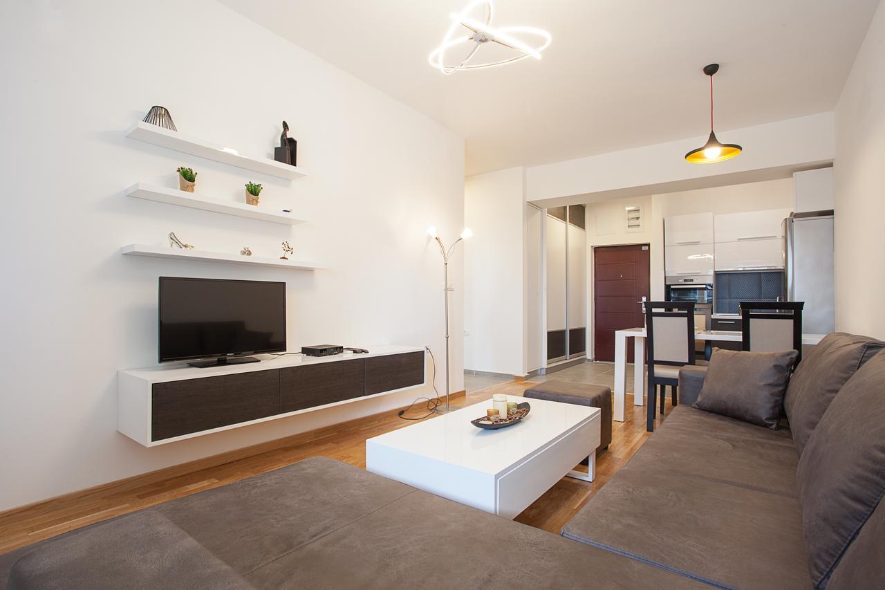 Apartment ǀ City Mall ǀ 1 Bedroom ǀ Wifi 斯科普里 外观 照片